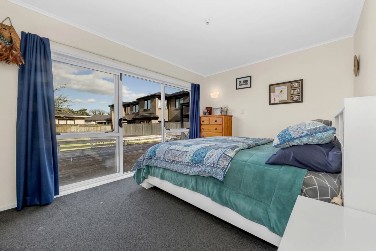 26 Tiraumea Drive, Pakuranga, Auckland - Carousel 11