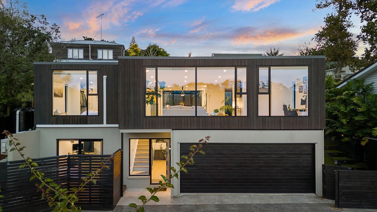 65 Vandeleur Avenue, Birkdale, Auckland - Carousel 2