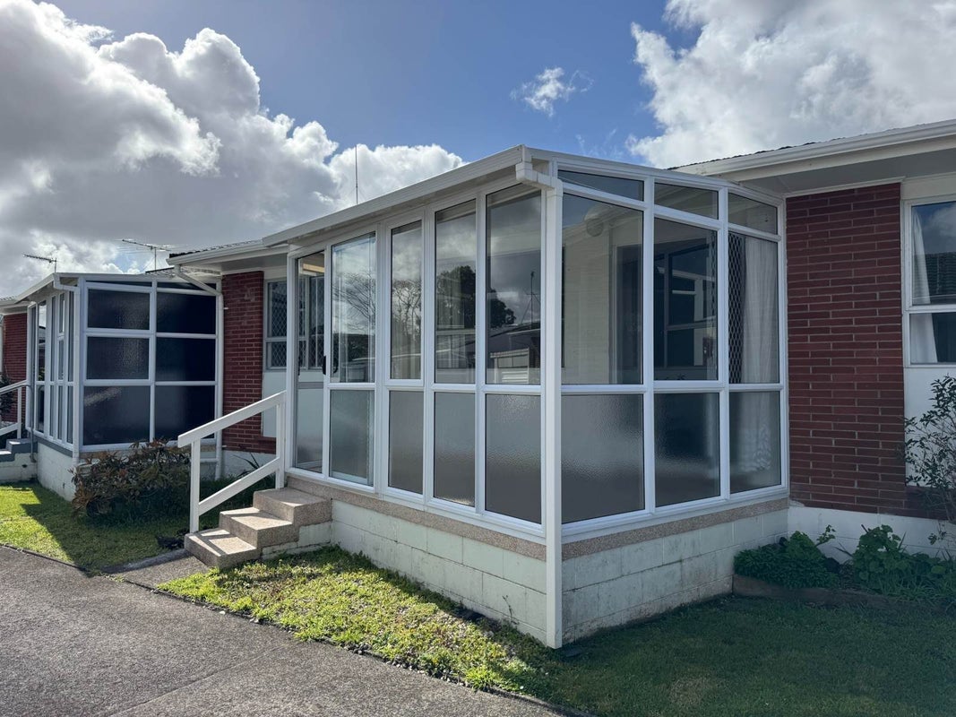 4/5 Coyle Street, Sandringham, Auckland - Carousel 1