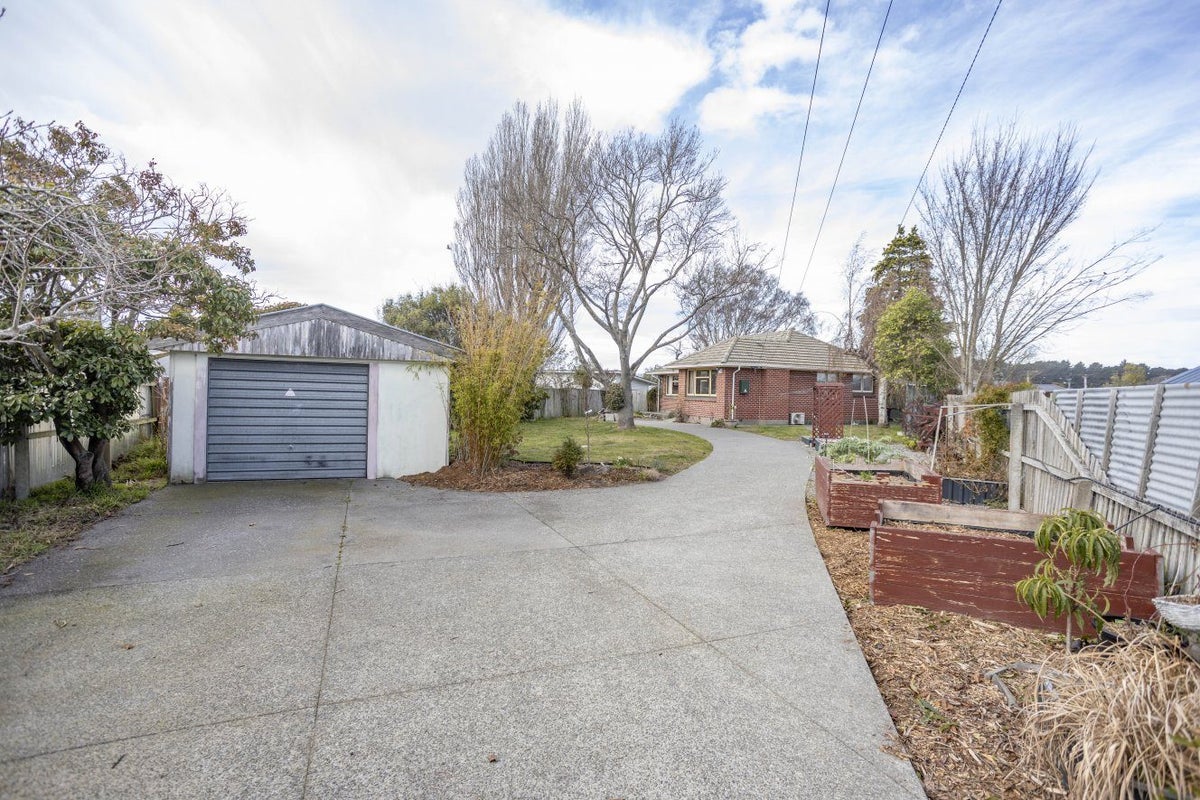 30 Ontario Place, Wainoni, Christchurch - Carousel 17