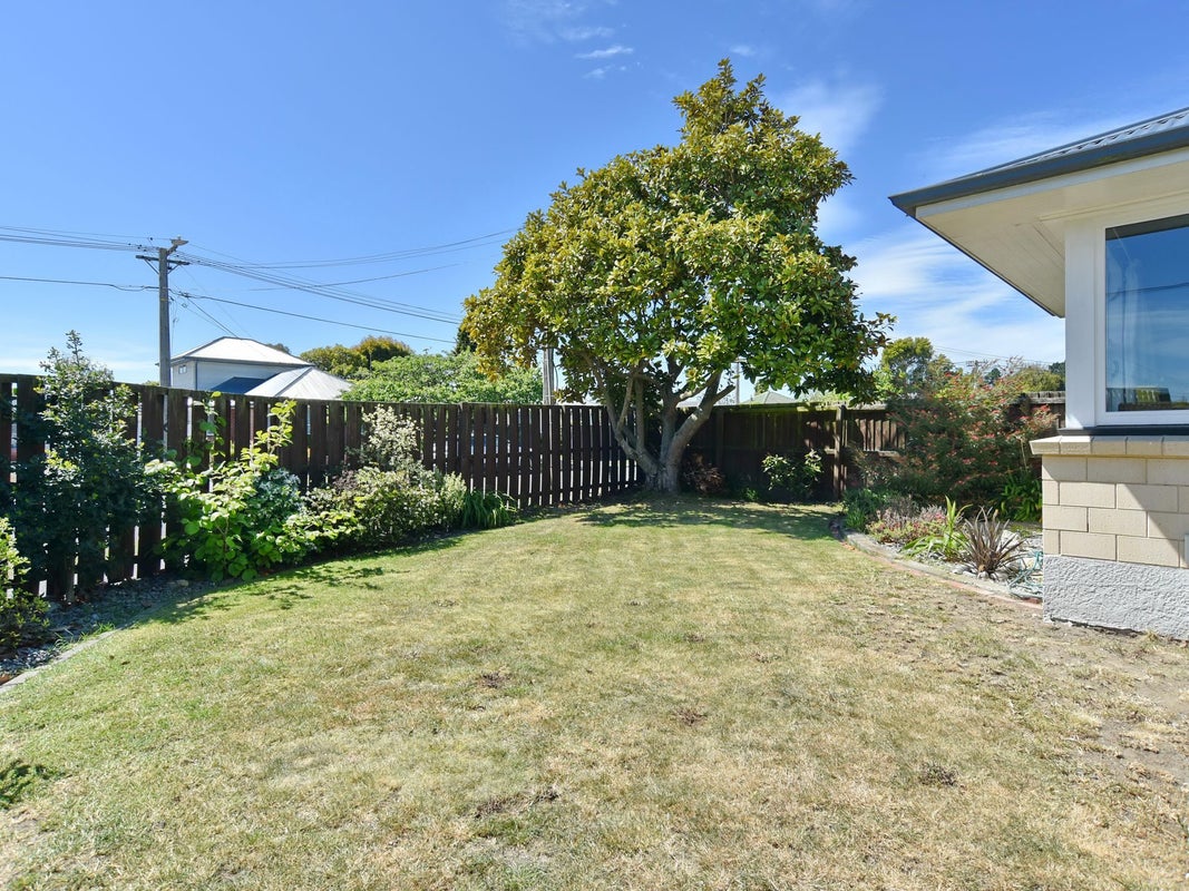 49 Vancouver Crescent, Wainoni, Christchurch - Carousel 19