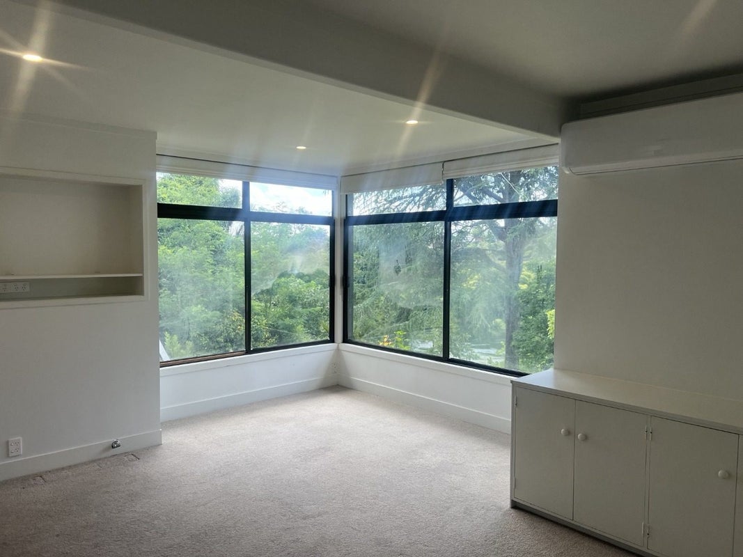 1B Liverpool Street, Hamilton Central, Hamilton - Carousel 2