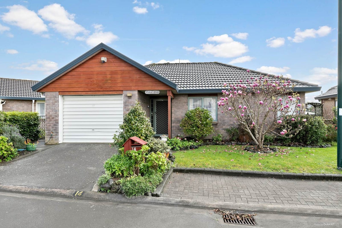 14 Palm Lane, Red Beach, Whangaparaoa - Carousel 1