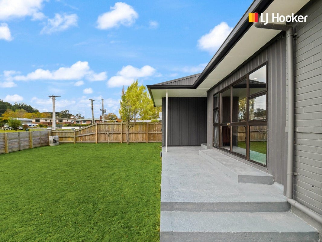4 Lambert Street, Abbotsford, Dunedin - Carousel 2