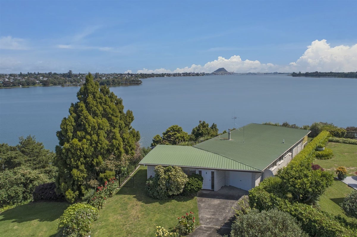 43 Vine Avenue, Maungatapu, Tauranga - Carousel 1