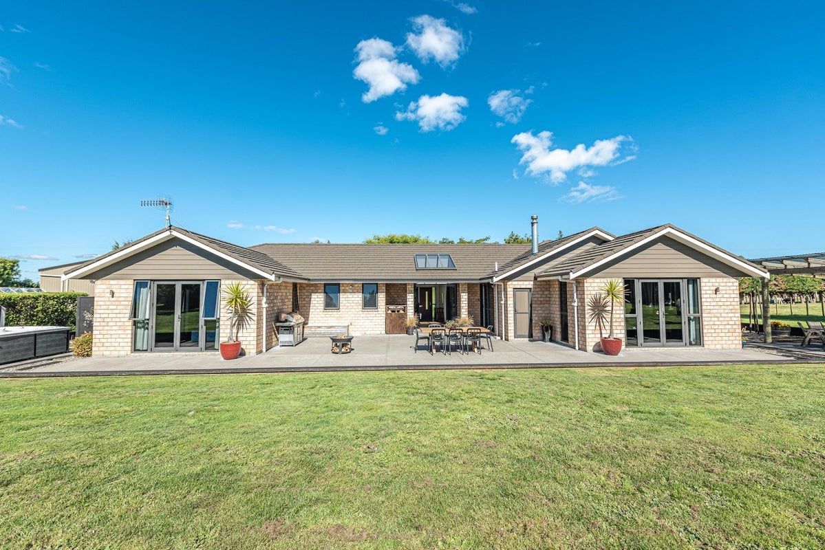 424 Kaikokopu Road, Brunswick, Whanganui - Carousel 1
