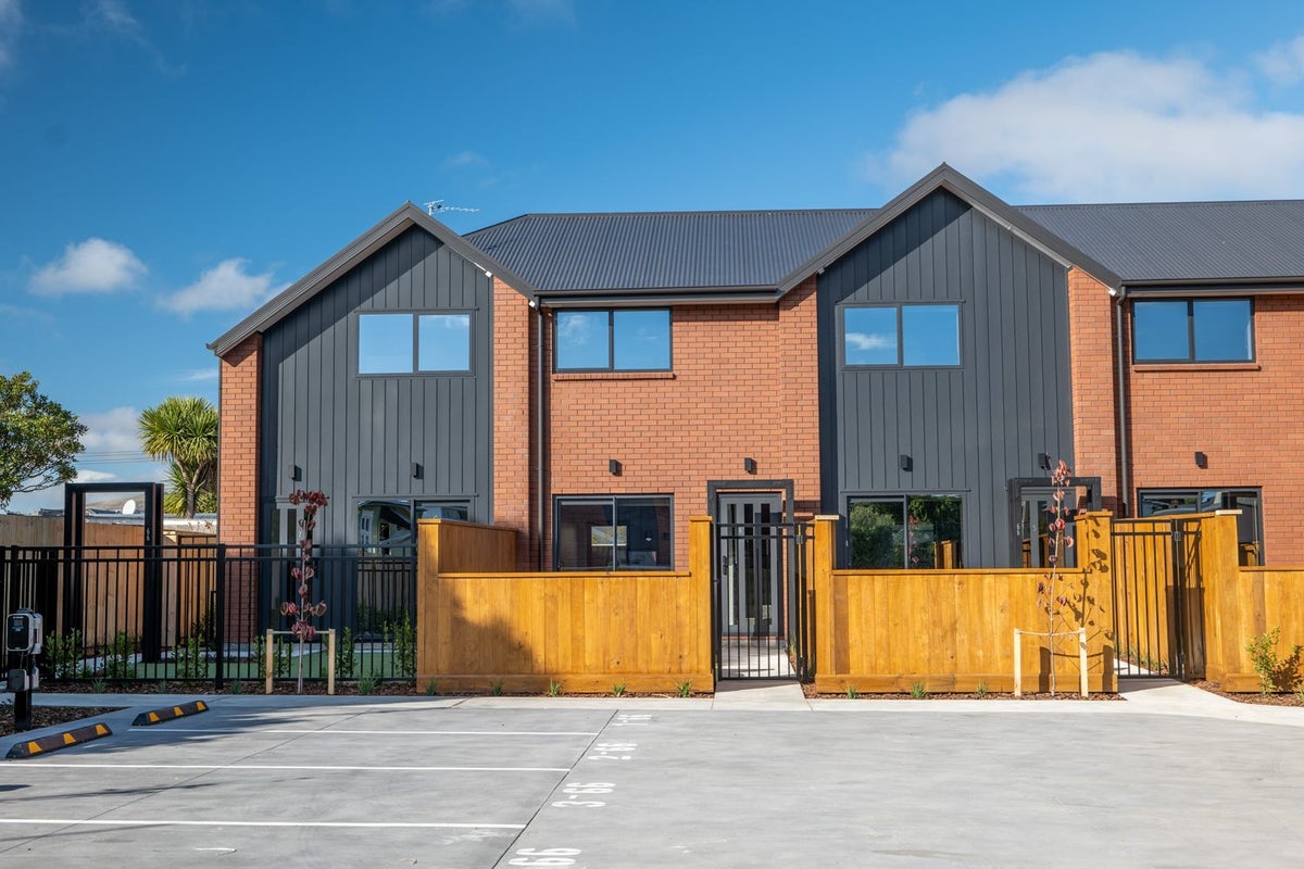 7/66 Longfellow Street, Sydenham, Christchurch - Carousel 1