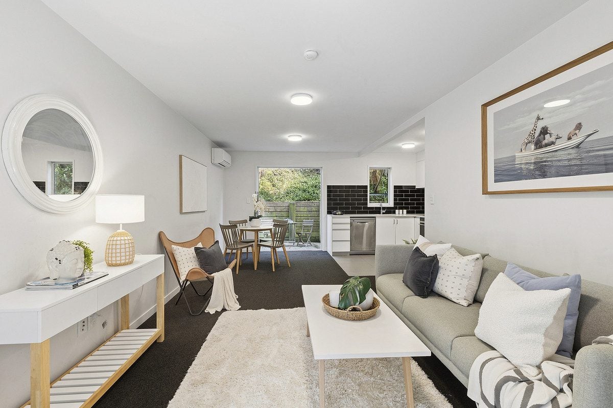 7/74 Derwent Street, Island Bay, Wellington - Carousel 1