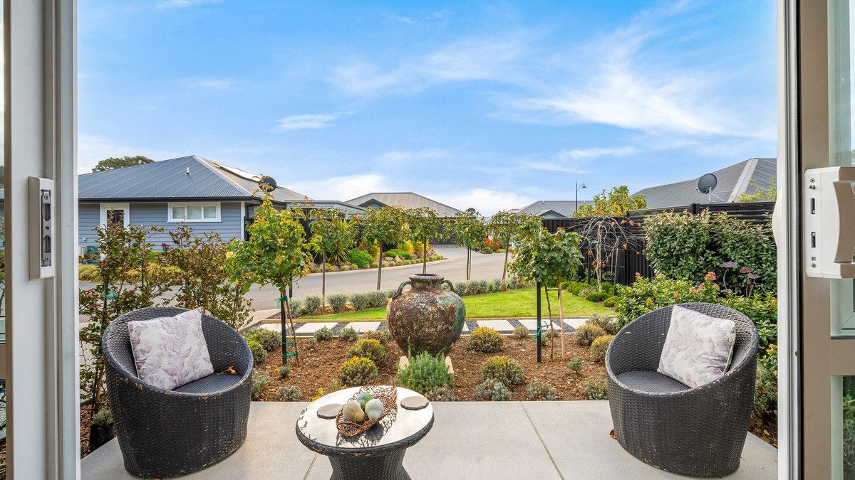 40/60 Port Hills Road, Heathcote Valley, Christchurch - Carousel 2