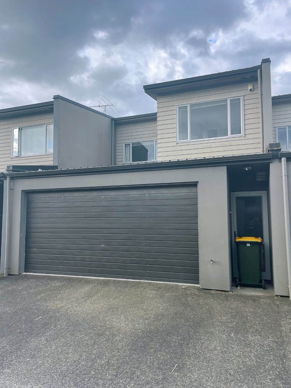 53 Mandival Avenue, Flat Bush, Auckland - Carousel 2