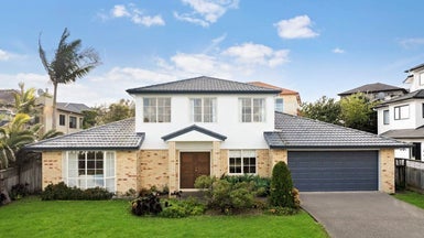 10 Waikura Drive, Te Atatu Peninsula, Auckland - Carousel 1