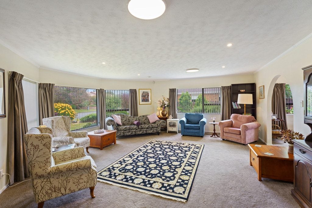 12 Pinewood Grove, Paraparaumu Beach, Paraparaumu - Carousel 2