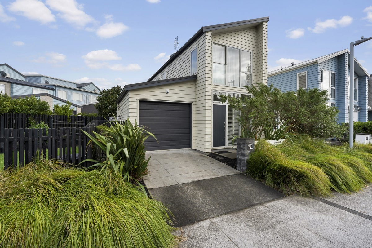 140 Clark Road, Hobsonville, Auckland - Carousel 1
