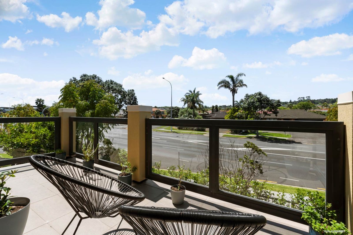 79A/2 Armoy Drive, East Tamaki, Auckland - Carousel 1