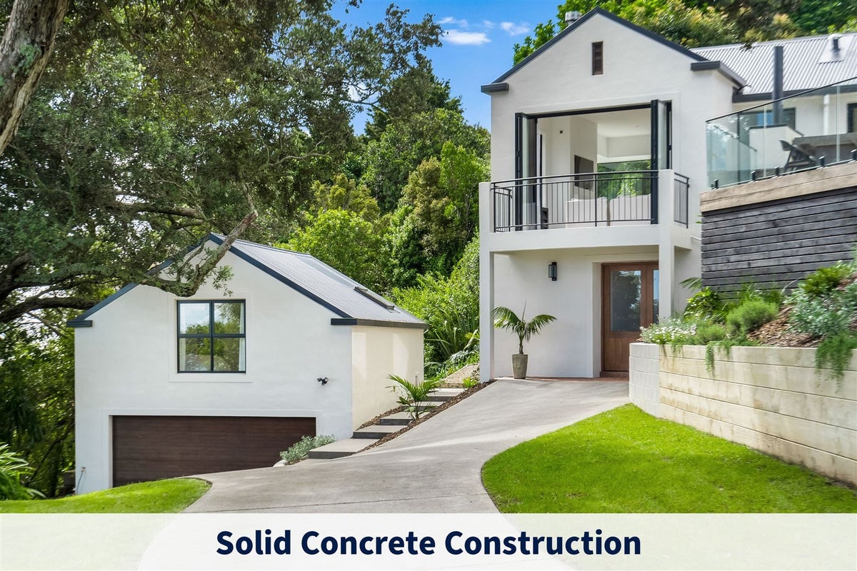 10 Zita Avenue, Matakatia, Whangaparaoa - Carousel 1