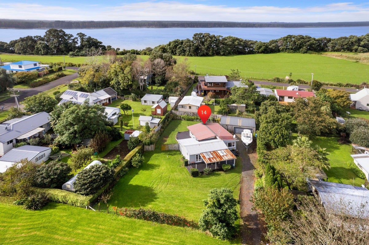 14 Princes Street, Tahawai, Katikati - Carousel 2