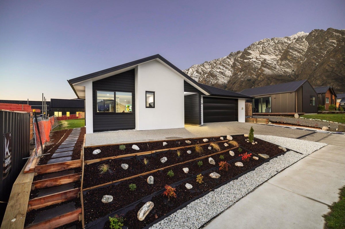 70 Bannister Street, Jacks Point, Queenstown - Carousel 2
