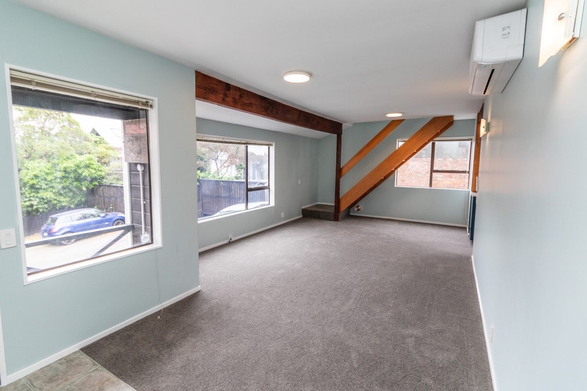 4/199 Grant Road, Thorndon, Wellington - Carousel 1
