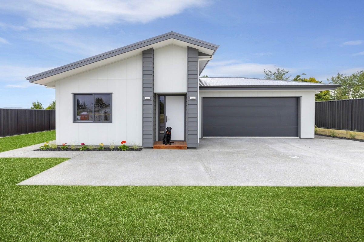 21 Saddleback Drive, Richmond Heights, Taupo - Carousel 1