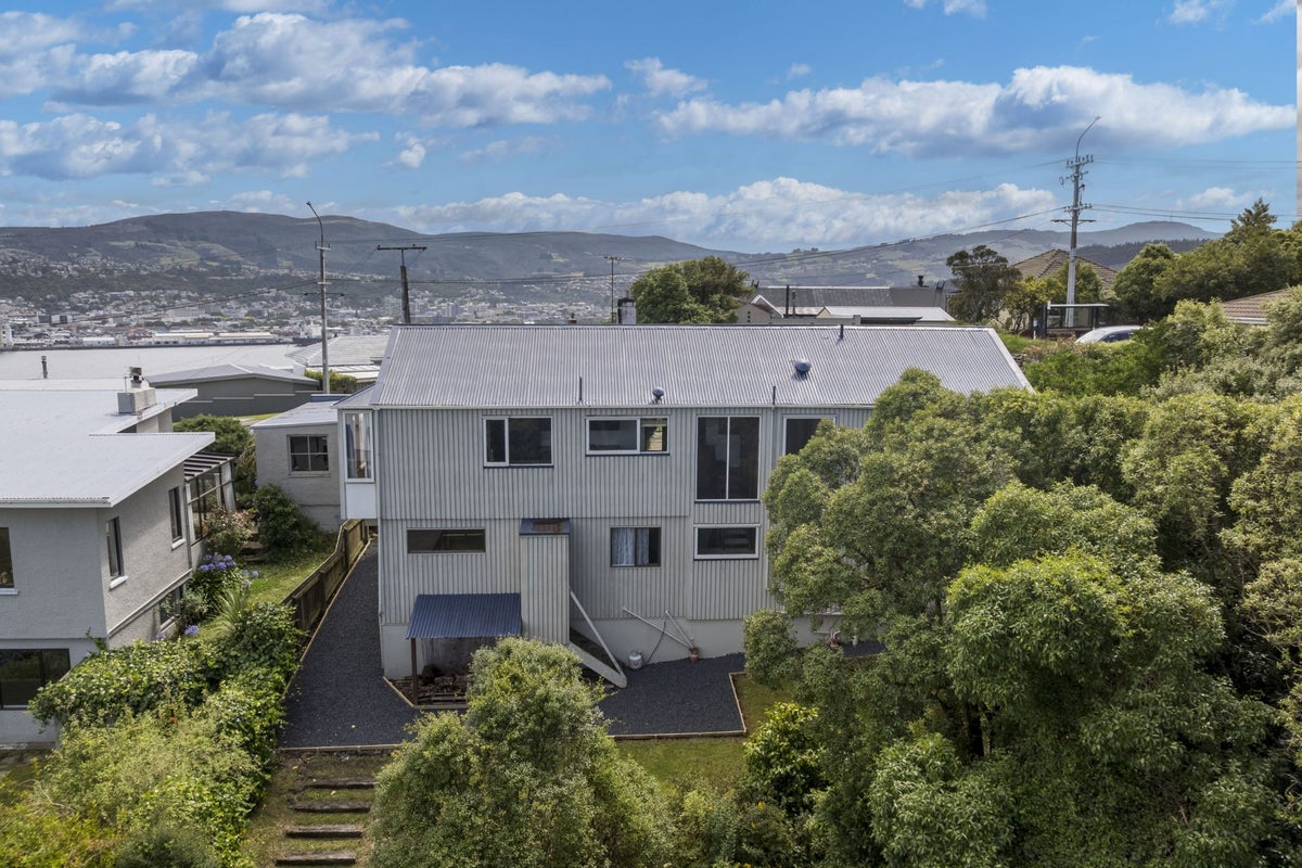 122 Larnach Road, Vauxhall, Dunedin - Carousel 27