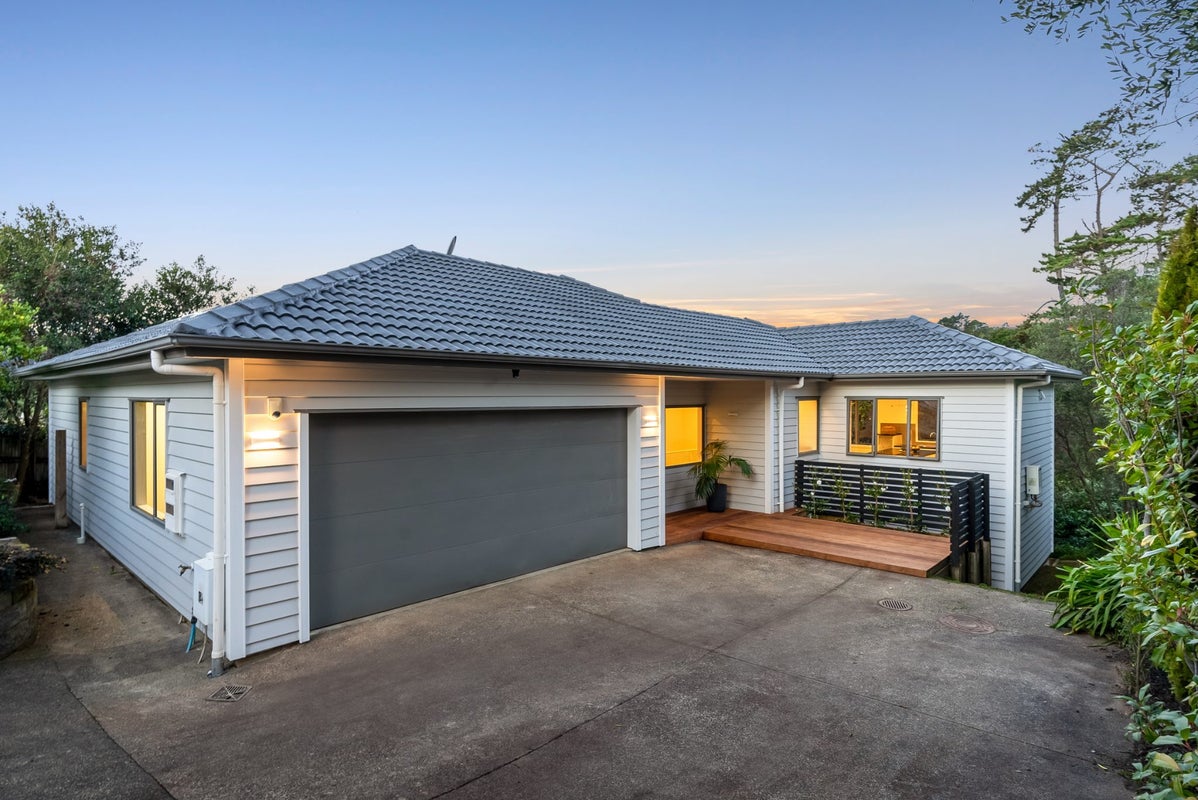 14 Durbin Court, Greenhithe, Auckland - Carousel 1