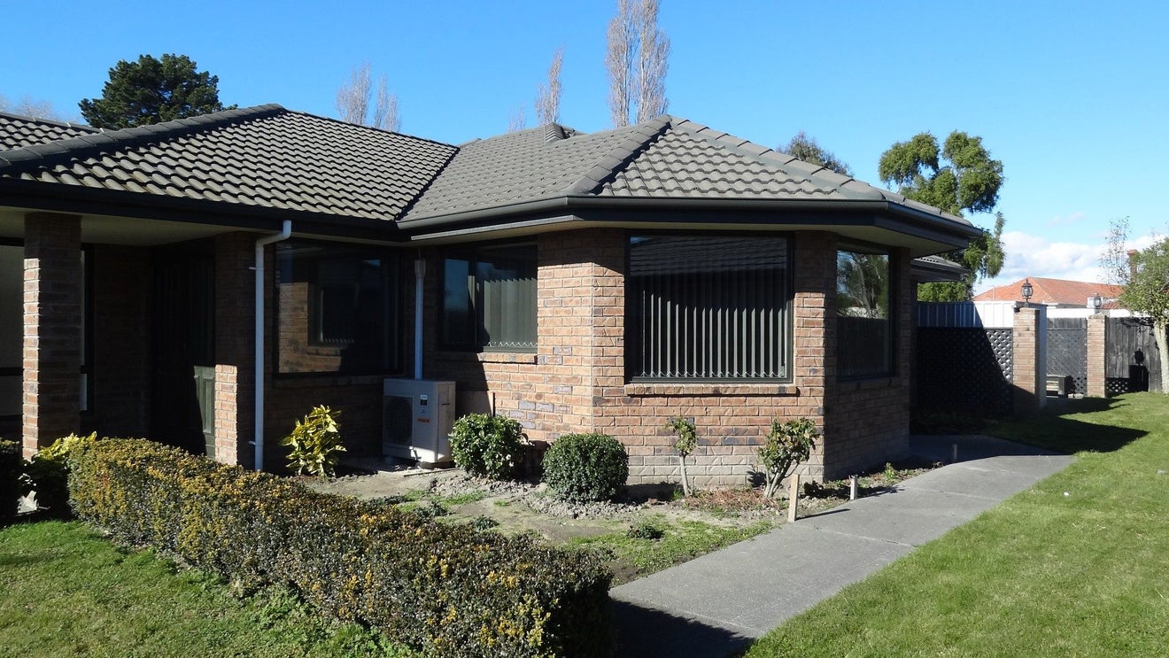 19 Mataroa Place, Parklands, Christchurch - Carousel 1