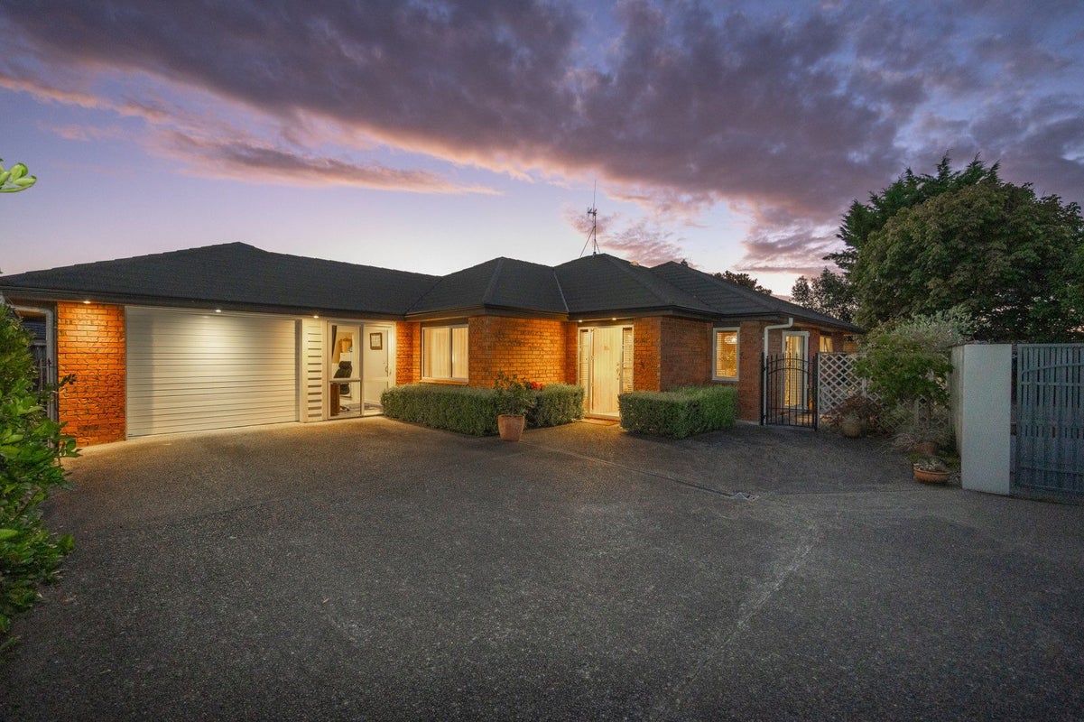 80A Manawatu Street, Hokowhitu, Palmerston North - Carousel 1