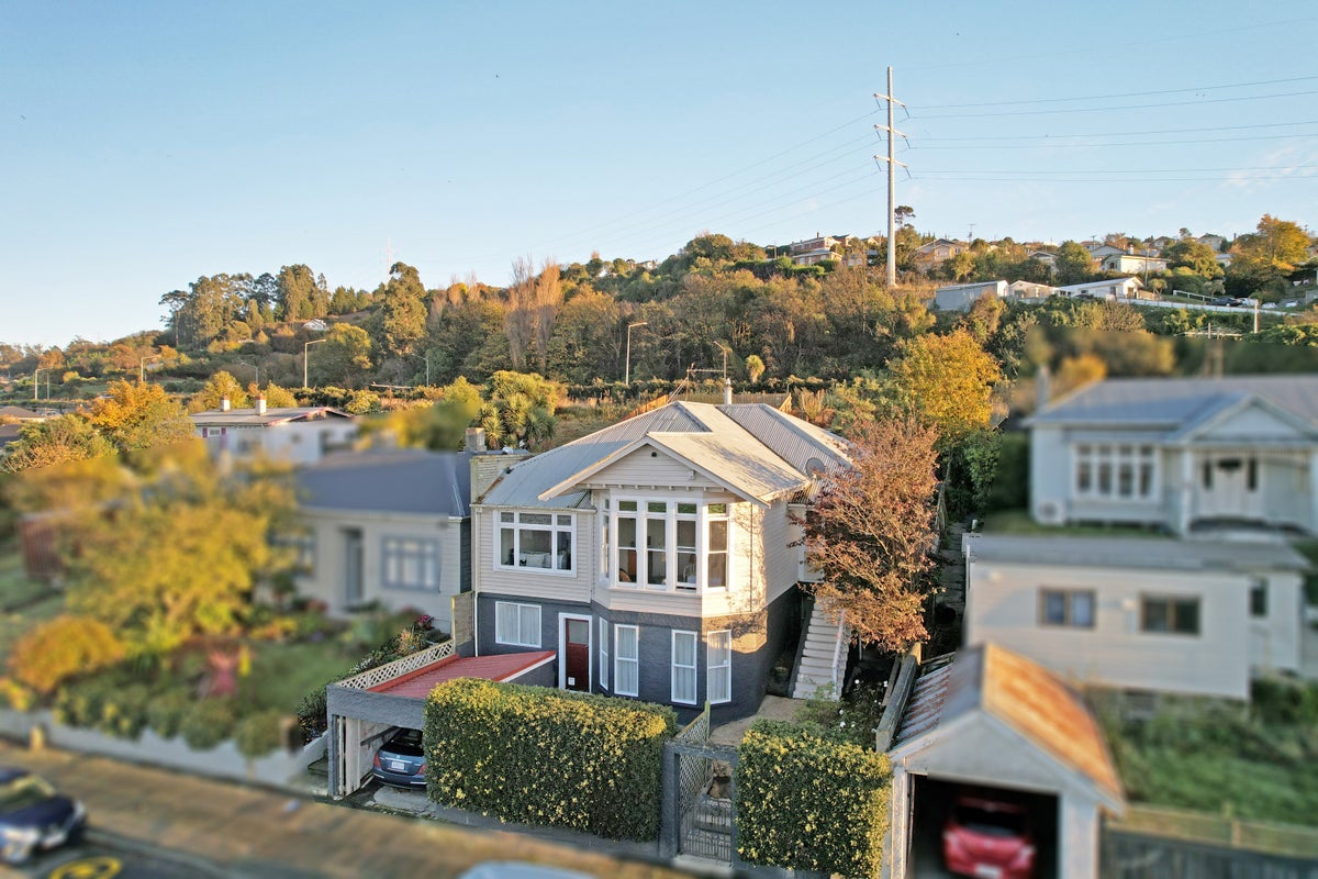 182 South Road, Caversham, Dunedin - Carousel 19