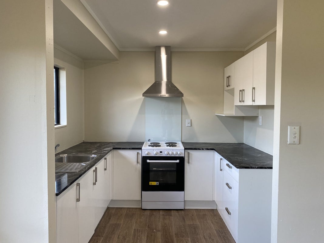20 Galilee Avenue, Red Hill, Papakura - Carousel 2