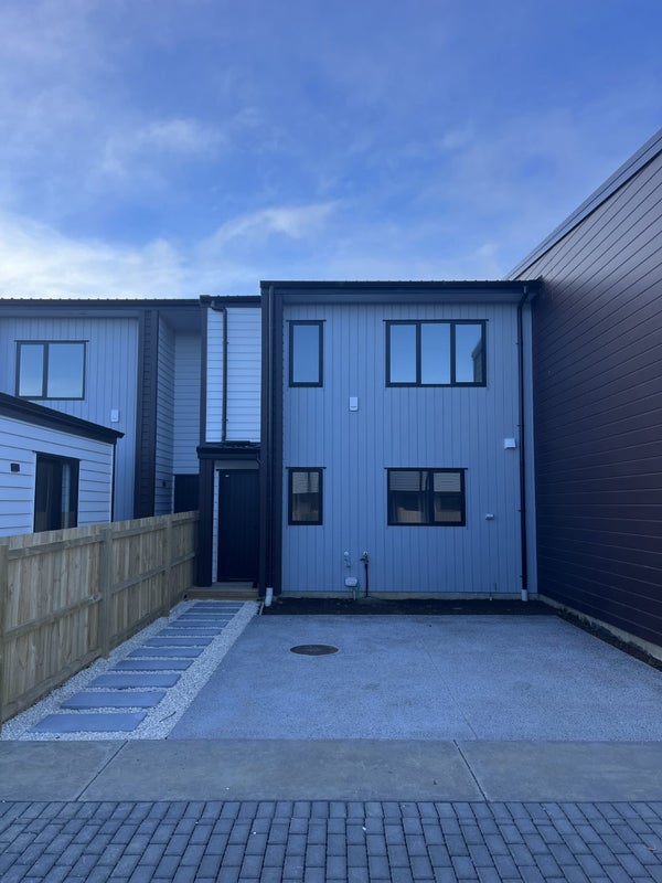 11 Ahunga Road, Karaka, Papakura - Carousel 1