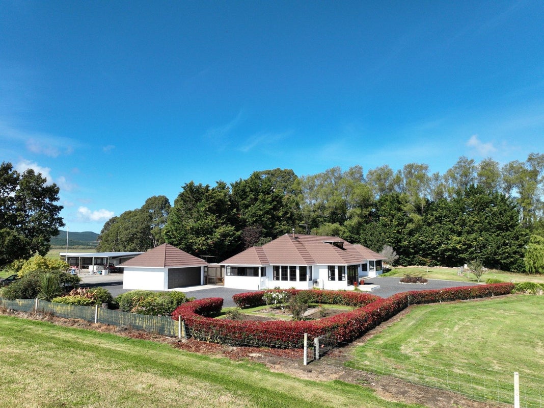 651 Centre Road, Momona, Outram - Carousel 1