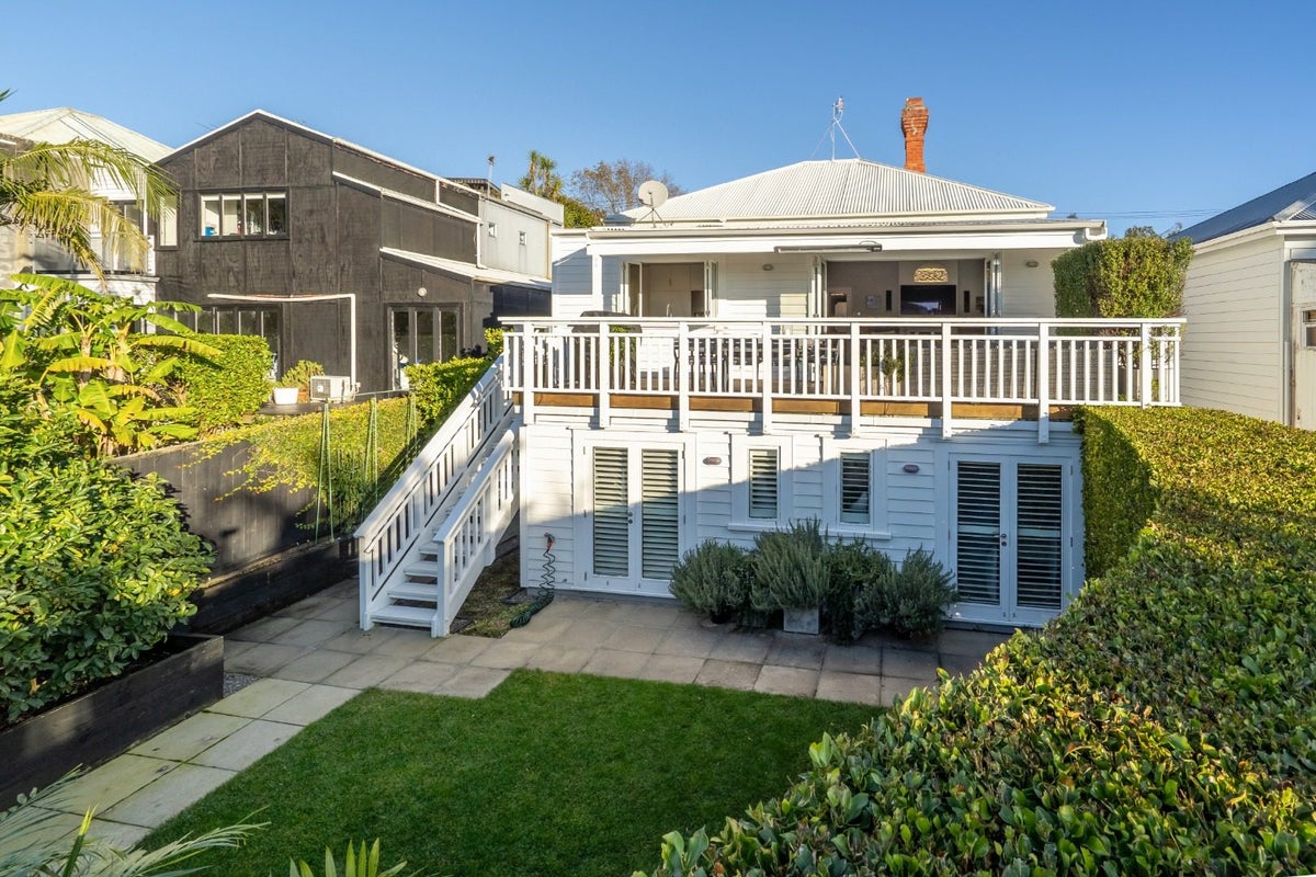 15 Brown Street, Ponsonby, Auckland - Carousel 1