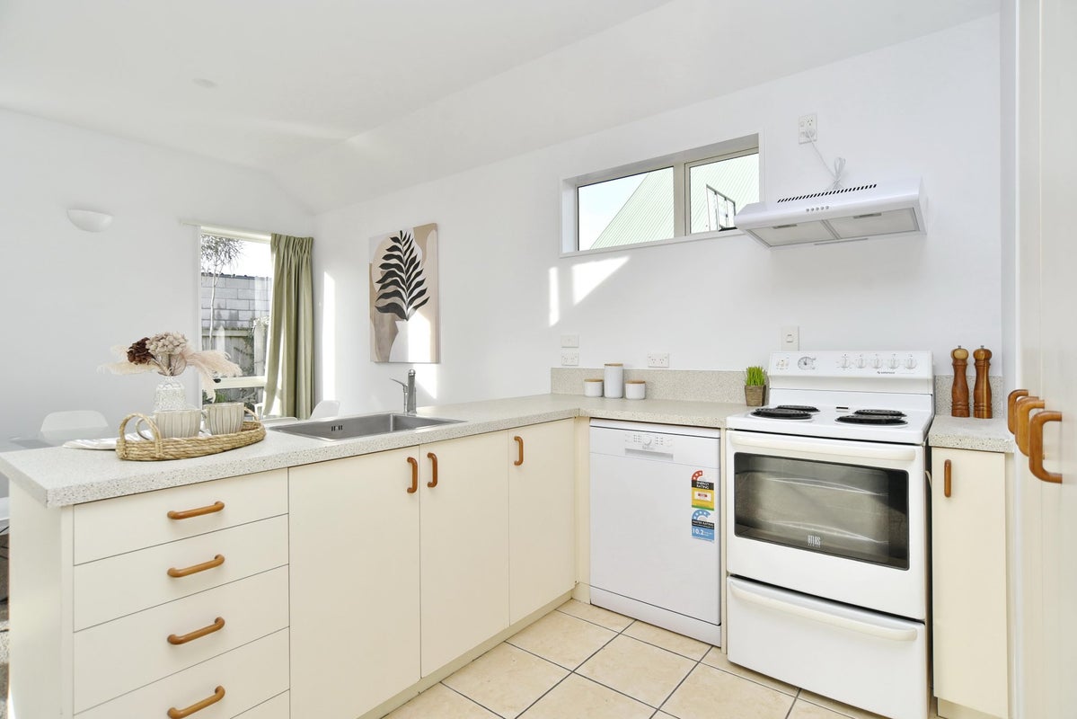 35A Larch Place, Casebrook, Christchurch - Carousel 2