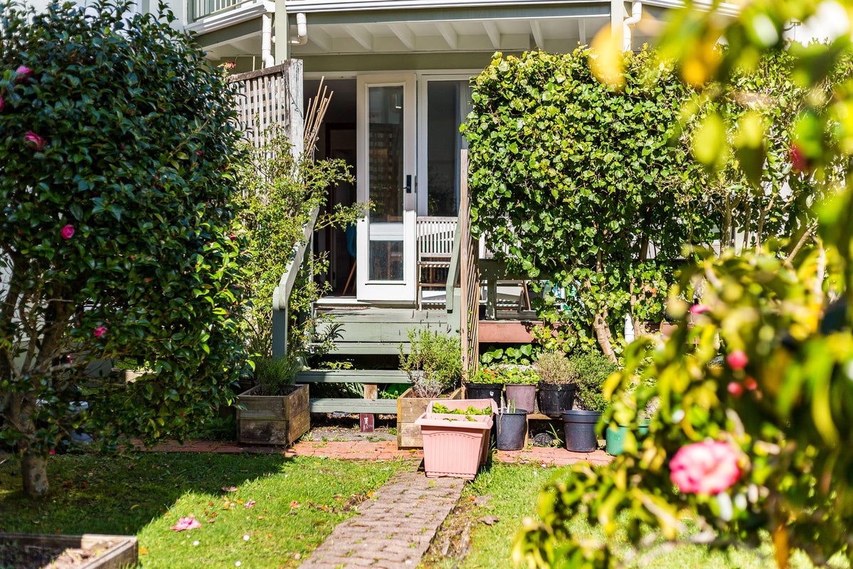 4B Hatton Street, Karori, Wellington, Wellington - Carousel 2