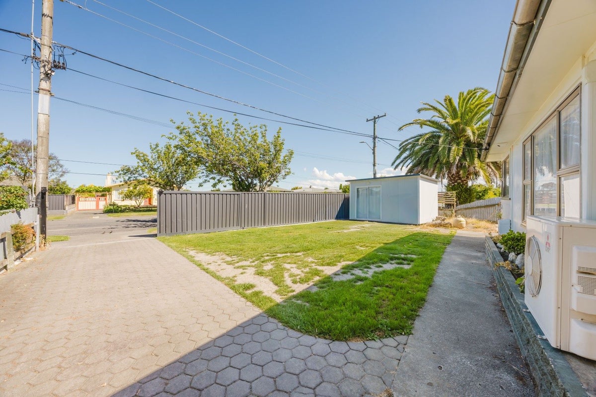13 Harold Holt Avenue, Onekawa, Napier - Carousel 24