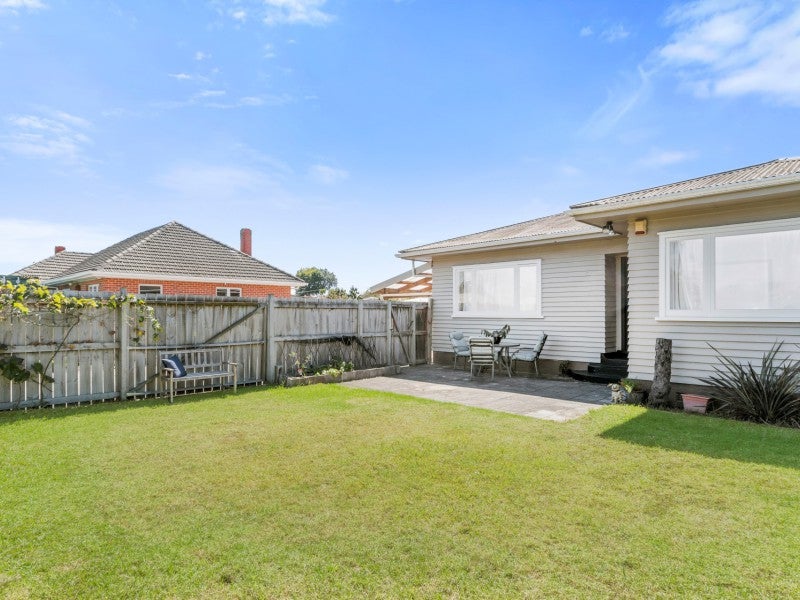 53A Pemberton Crescent, Greerton, Tauranga - Carousel 1