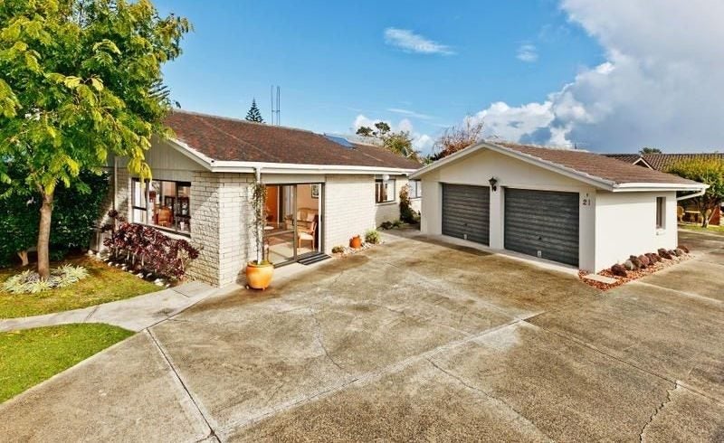 1/21 Karaka Street, Takapuna, Auckland - Carousel 1