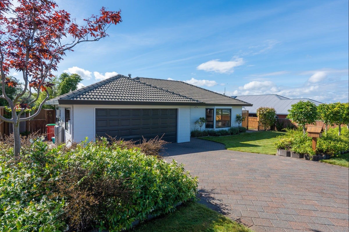 24 The Grove, Nukuhau, Taupo - Carousel 2