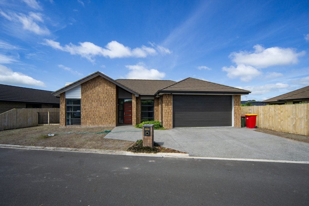 10 Hawtry Lane, Flagstaff, Hamilton - Carousel 1