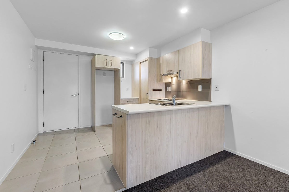 110/17 LINK CRES, Stanmore Bay, Whangaparaoa - Carousel 2