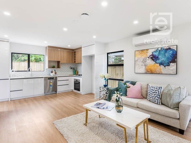 36A Sunnyside Crescent, Papatoetoe, Auckland - Carousel 2