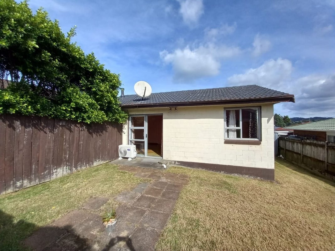 3/15 Islington Avenue, New Lynn, Auckland - Carousel 2