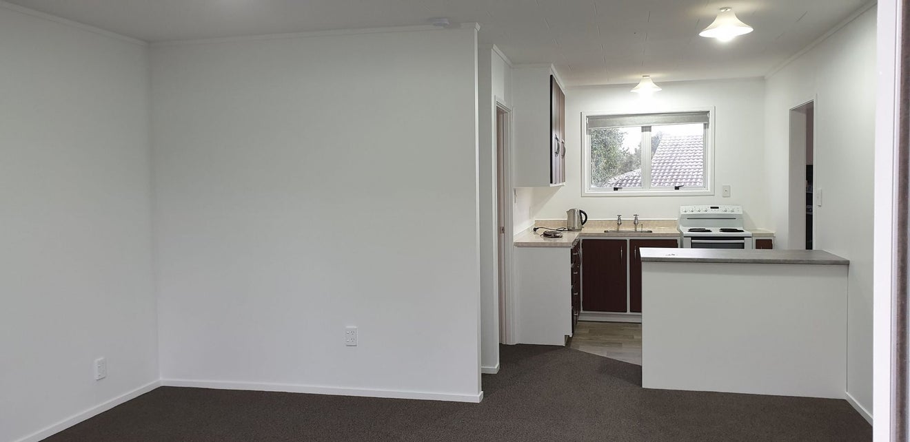 1 Anna Watson Road, Half Moon Bay, Auckland - Carousel 2