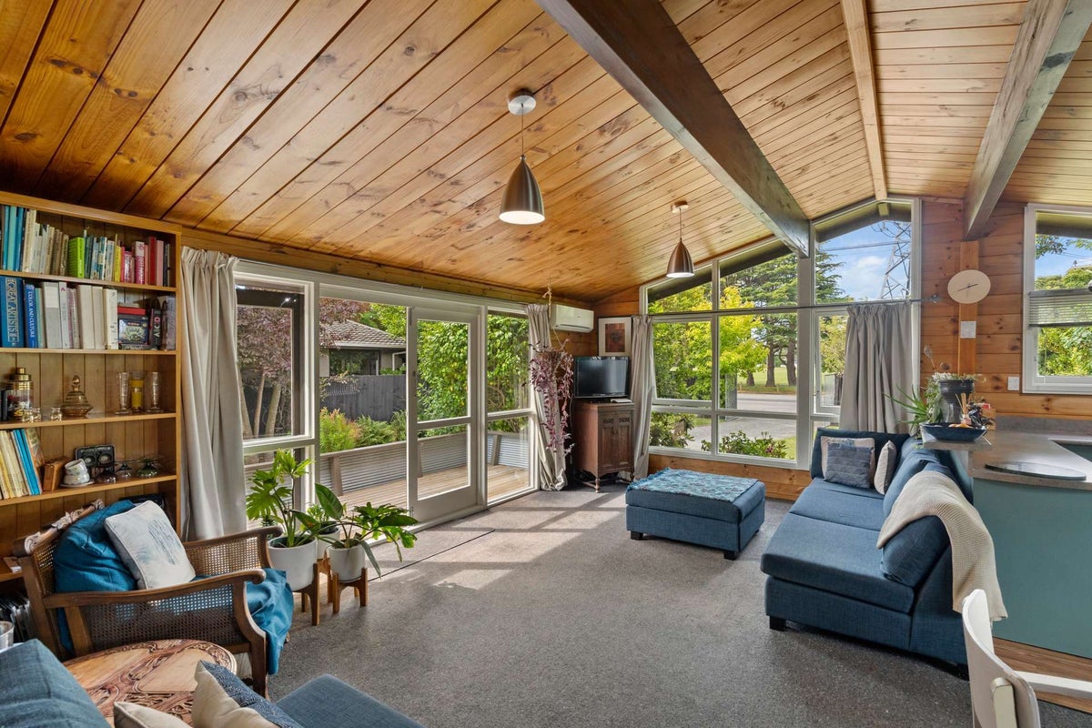 417 Avonhead Road, Avonhead, Christchurch - Carousel 2