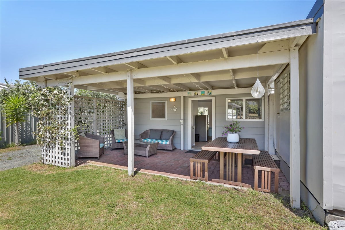 10 Pinewood Place, Mangawhai Heads, Mangawhai - Carousel 2