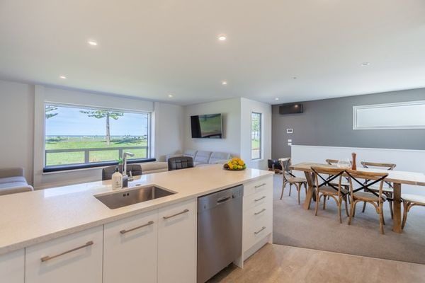 122B Te Awa Avenue, Te Awa, Napier - Carousel 1