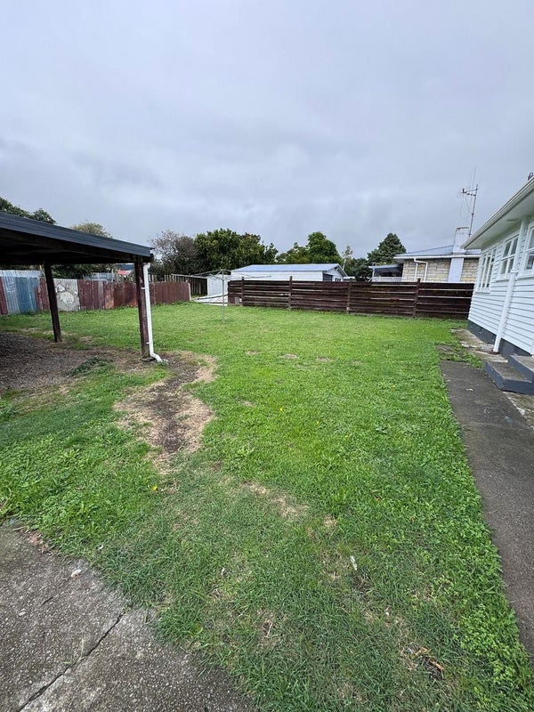 22 Ferguson Street, Levin, Levin - Carousel 2