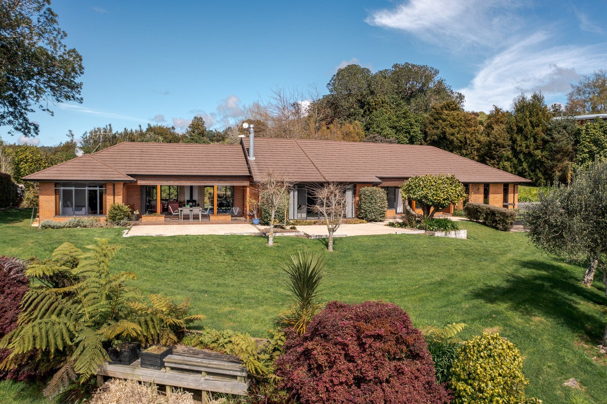 727 Esdaile Road, Whakamarama, Tauranga - Carousel 1