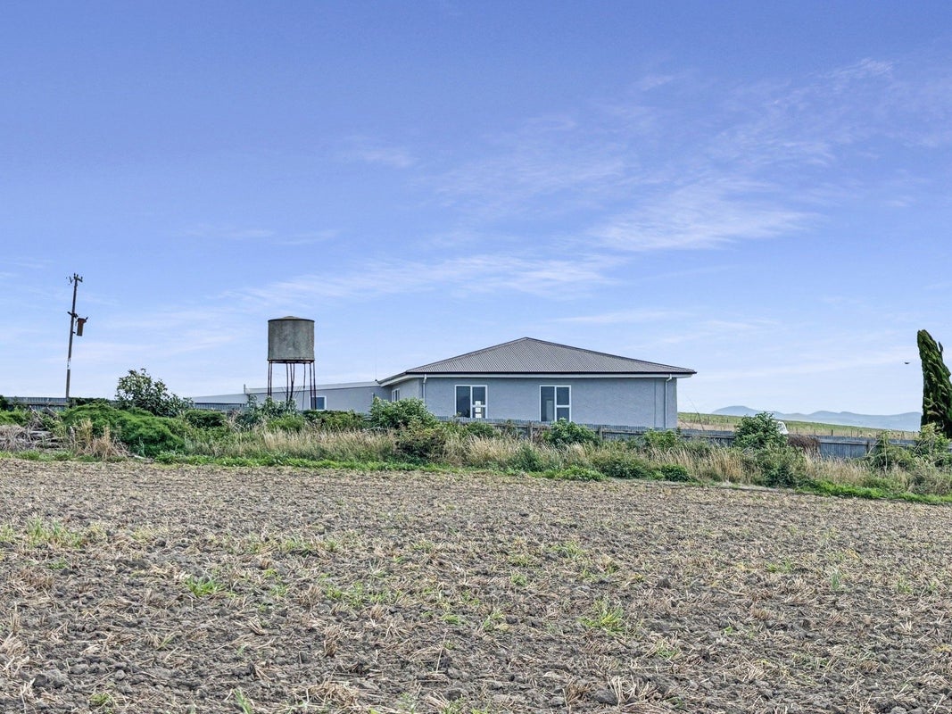 160 Fortification Road, Kakanui, Oamaru - Carousel 2