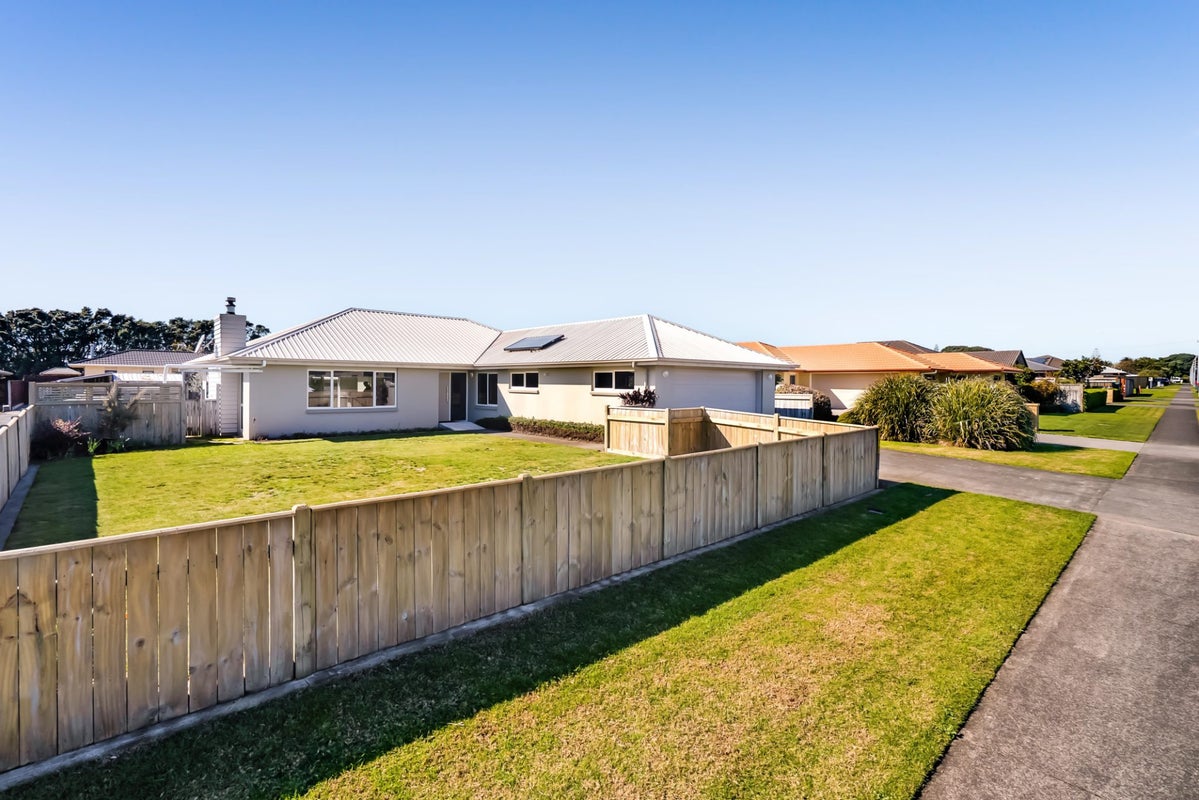 110 Wills Road, Bell Block, New Plymouth - Carousel 33